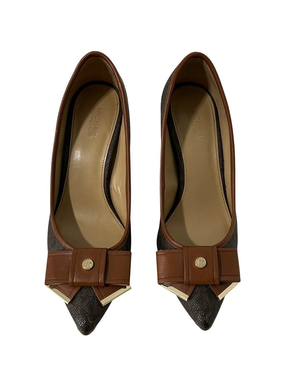 Michael Kors Brown MK Logo Print Bow Heels Pointed Toe Gold Hardware Pumps (6)
